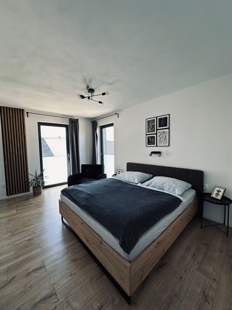 b9e9d144-2ad1-4de0-afac-4d54d9df88f8